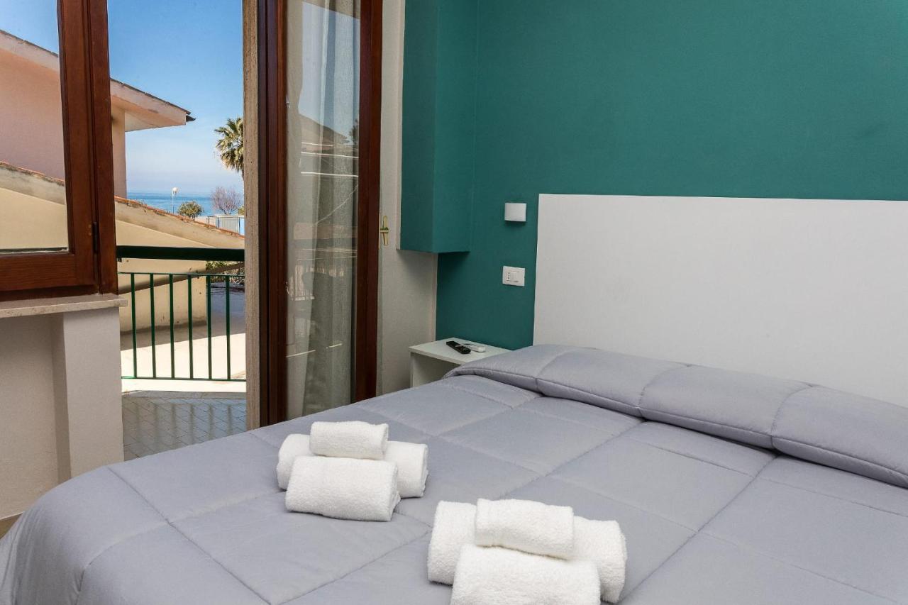 Ad Un Passo Dal Mare Bed & Breakfast Praia a Mare Exterior photo